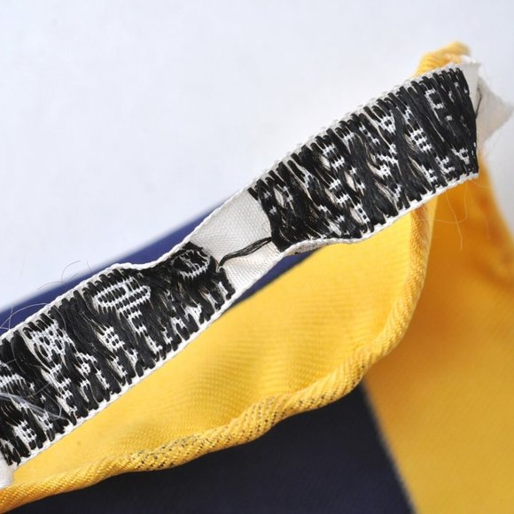 Authentic HERMES Carre 90 Scarf "LES ARMES DE PARIS" Silk Yellow - Picture 12 of 12